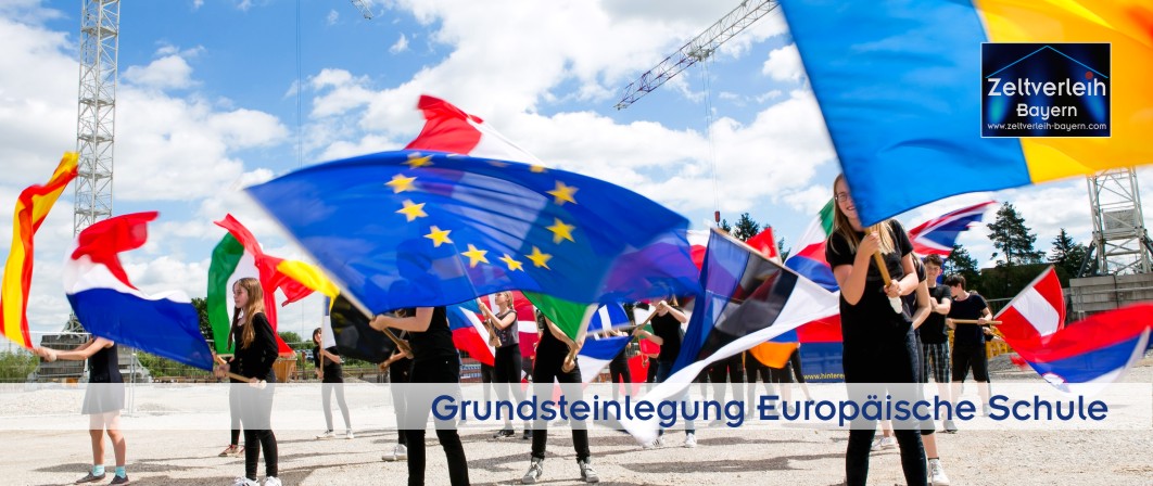 Eventagentur München – Grundsteinlegung Europäische Schule Grundsteinlegung der Europäischen Schule München: Schlüsselfertiges Festakt-Konzept, professionell umgesetzt von Schätzl Ereignismanagement, Ihrer Eventagentur für München.